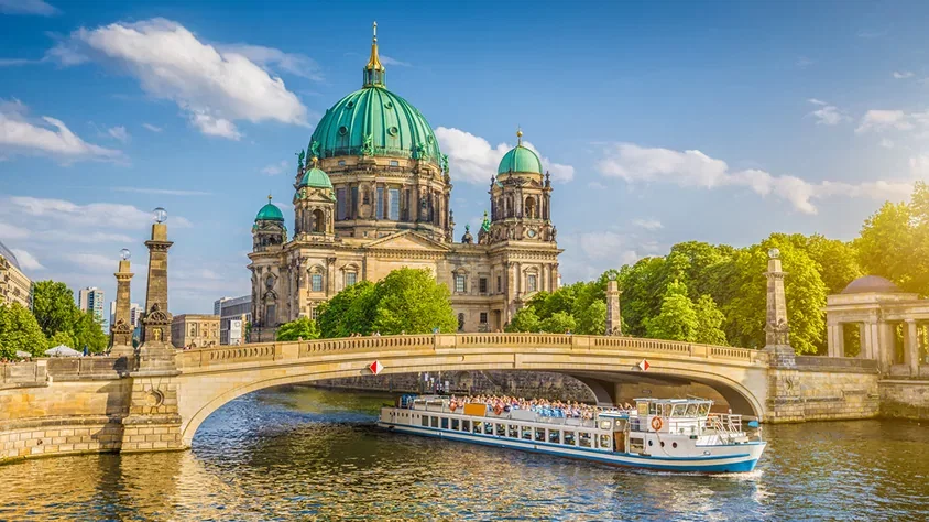 Berlín, Praga y Helios